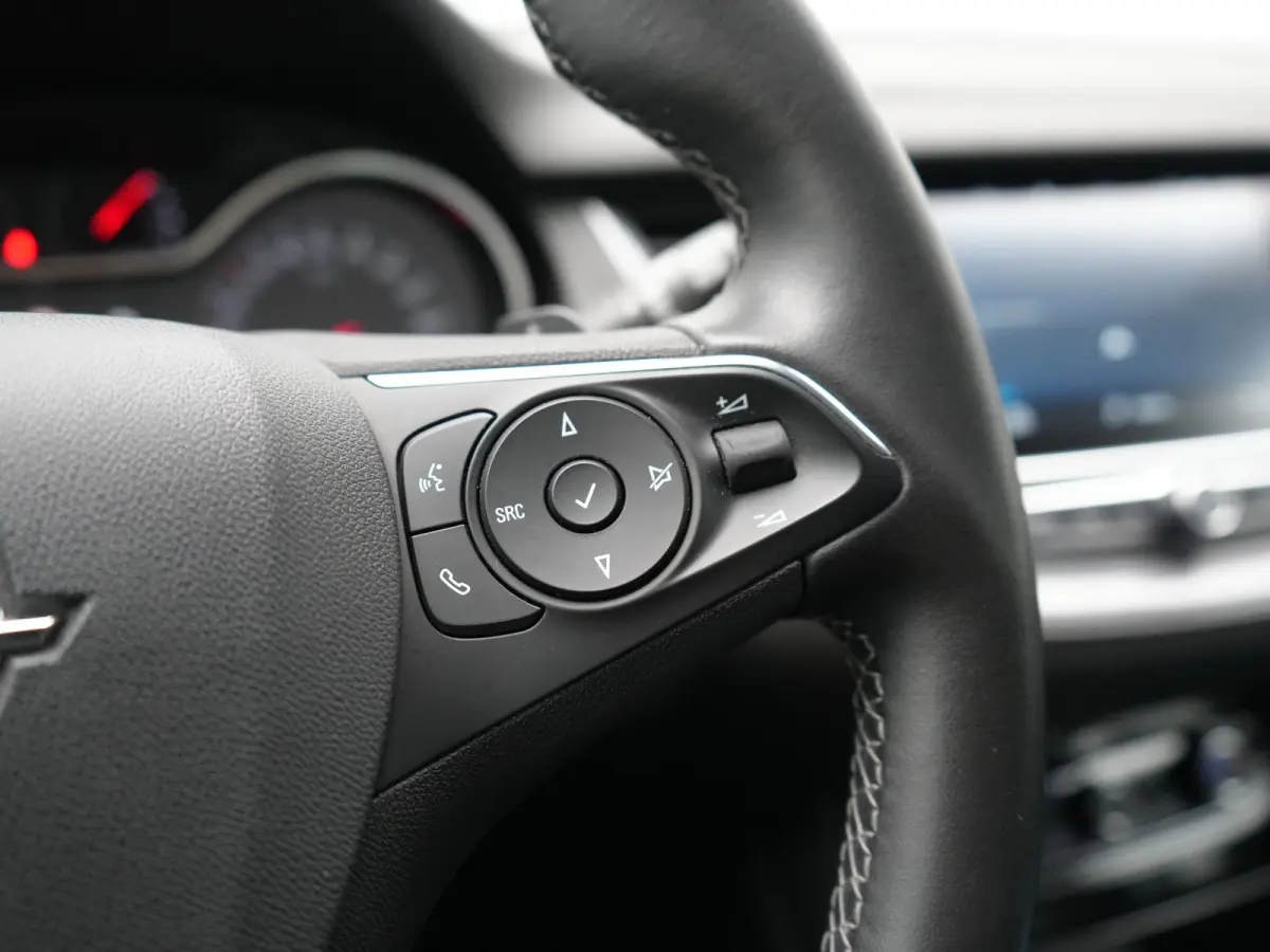 1.6 Turbo Ultimate PHEV 225pk Dealer O.H. | Trekhaak Afn. | Adaptive Cruise | 360 Camera | Lederen Sportstoelen Memory & Ventilatie | Keyless | BLIS | Stoelverwarming | Apple Carplay | Navig