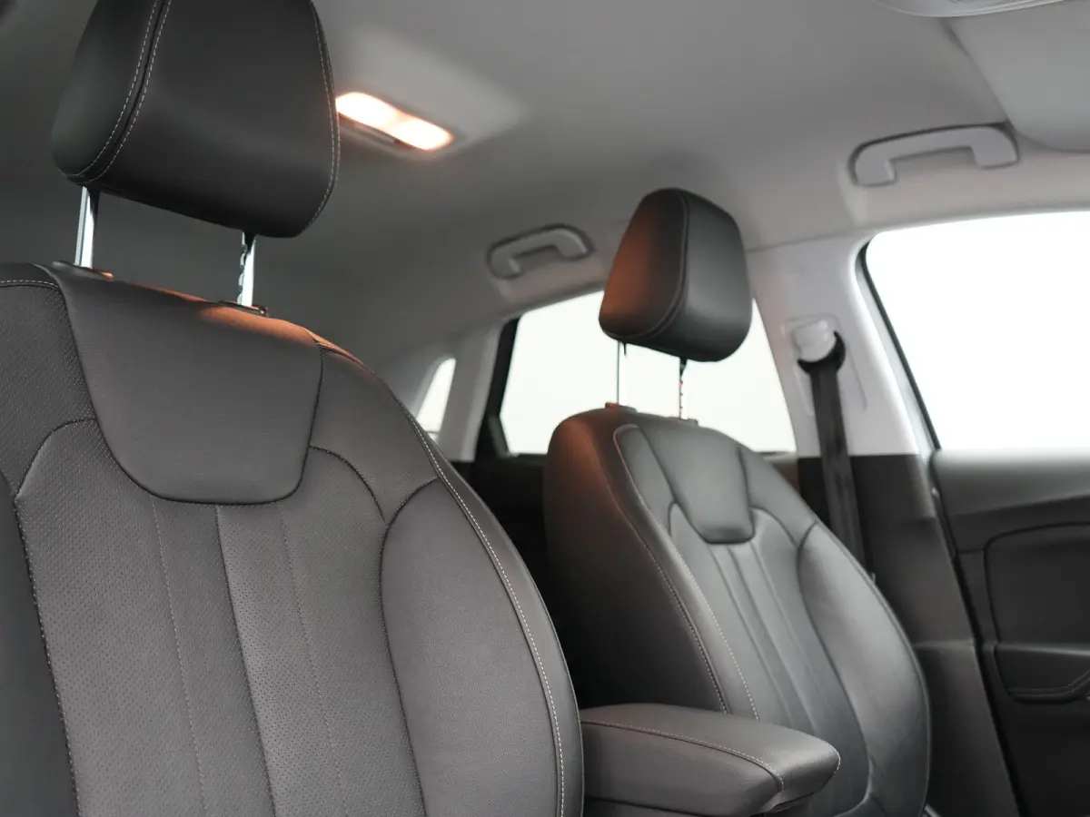 1.6 Turbo Ultimate PHEV 225pk Dealer O.H. | Trekhaak Afn. | Adaptive Cruise | 360 Camera | Lederen Sportstoelen Memory & Ventilatie | Keyless | BLIS | Stoelverwarming | Apple Carplay | Navig