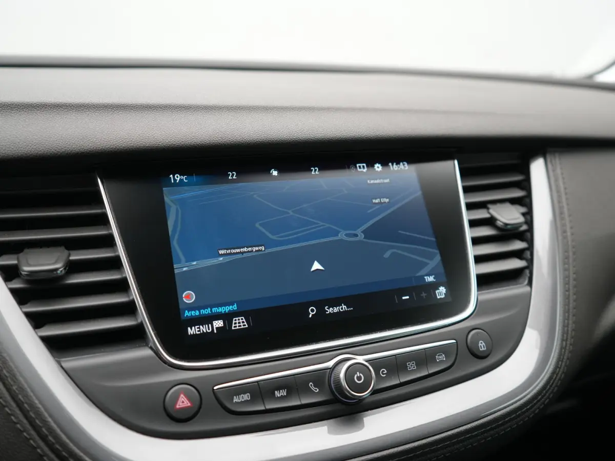 1.6 Turbo Ultimate PHEV 225pk Dealer O.H. | Trekhaak Afn. | Adaptive Cruise | 360 Camera | Lederen Sportstoelen Memory & Ventilatie | Keyless | BLIS | Stoelverwarming | Apple Carplay | Navig