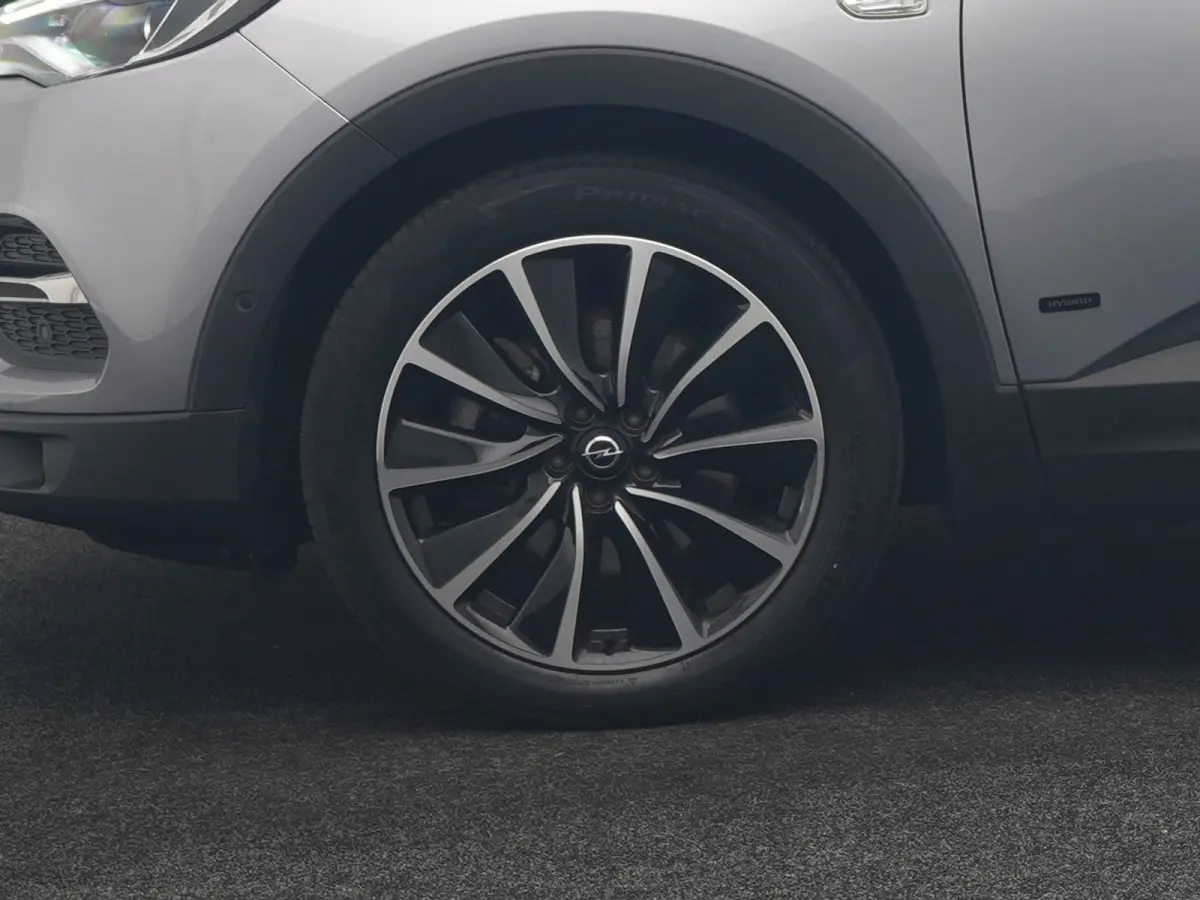 1.6 Turbo Ultimate PHEV 225pk Dealer O.H. | Trekhaak Afn. | Adaptive Cruise | 360 Camera | Lederen Sportstoelen Memory & Ventilatie | Keyless | BLIS | Stoelverwarming | Apple Carplay | Navig