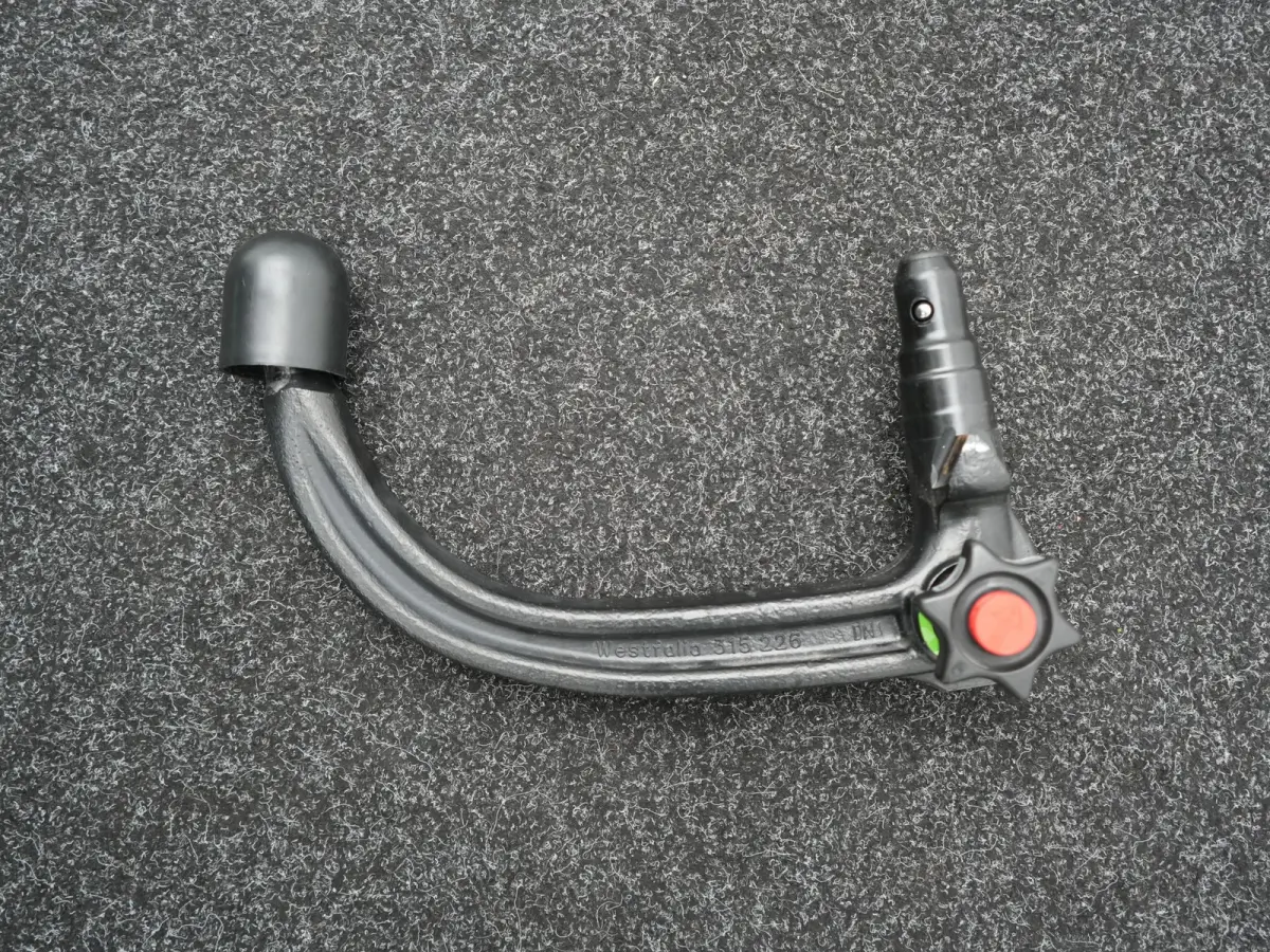 1.6 Turbo Ultimate PHEV 225pk Dealer O.H. | Trekhaak Afn. | Adaptive Cruise | 360 Camera | Lederen Sportstoelen Memory & Ventilatie | Keyless | BLIS | Stoelverwarming | Apple Carplay | Navig