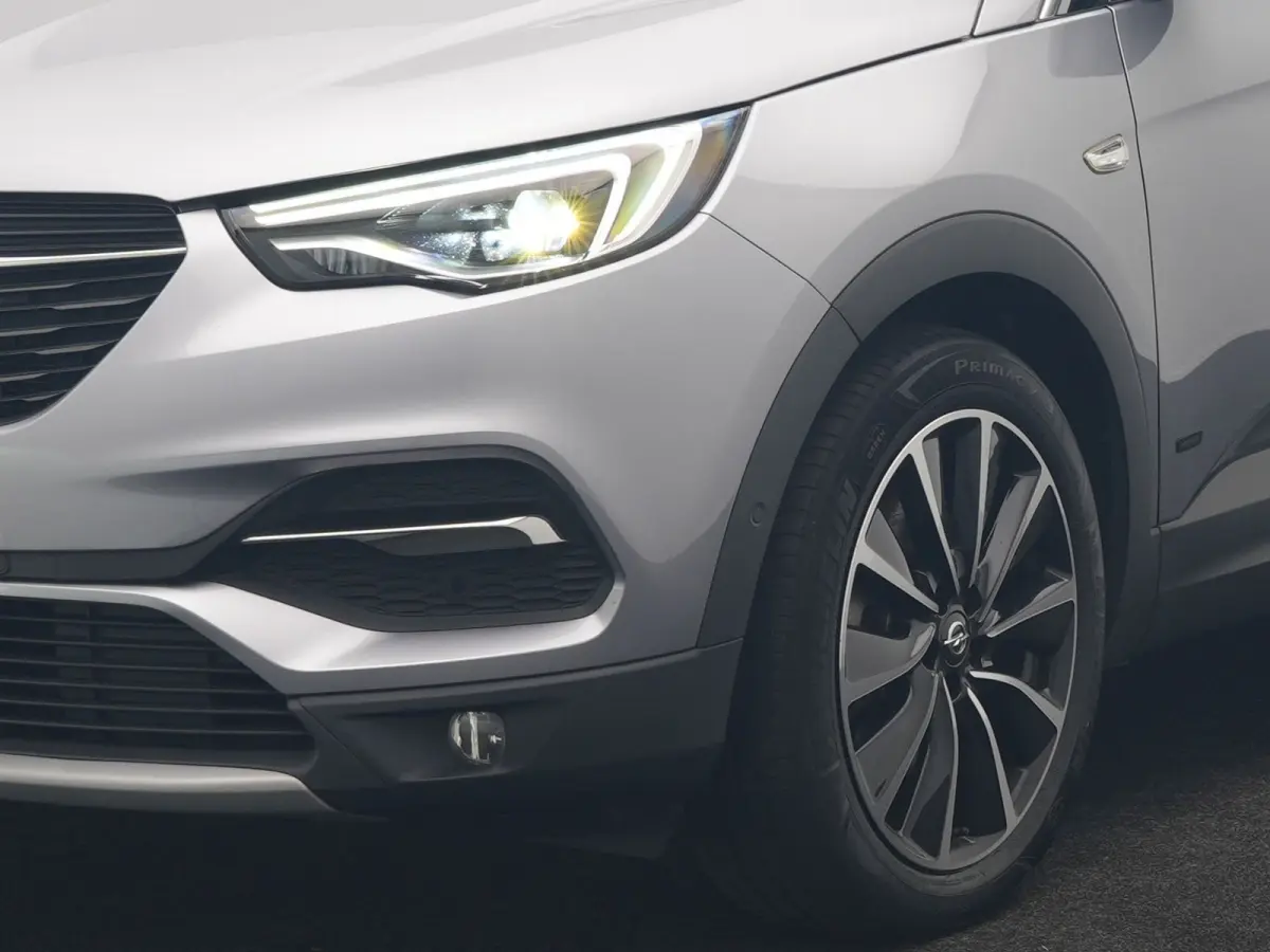 1.6 Turbo Ultimate PHEV 225pk Dealer O.H. | Trekhaak Afn. | Adaptive Cruise | 360 Camera | Lederen Sportstoelen Memory & Ventilatie | Keyless | BLIS | Stoelverwarming | Apple Carplay | Navig