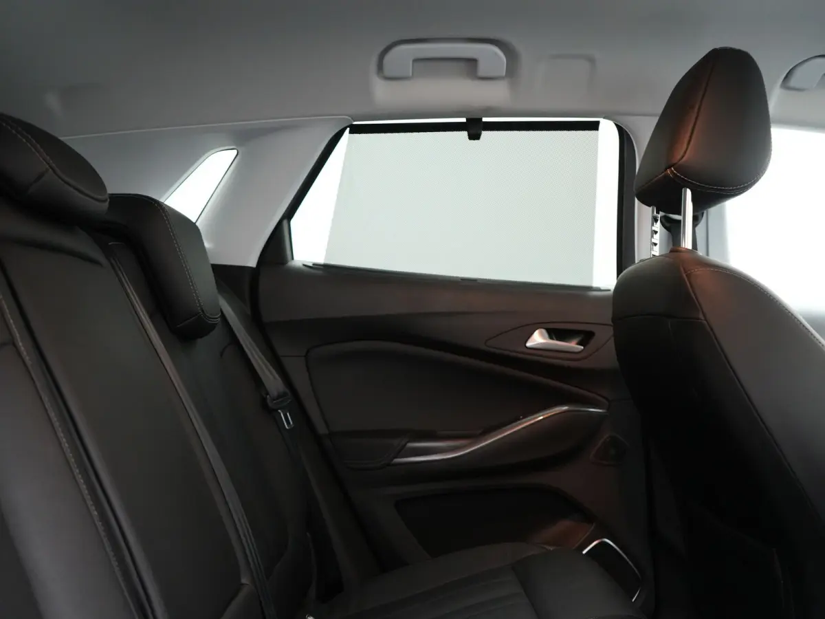 1.6 Turbo Ultimate PHEV 225pk Dealer O.H. | Trekhaak Afn. | Adaptive Cruise | 360 Camera | Lederen Sportstoelen Memory & Ventilatie | Keyless | BLIS | Stoelverwarming | Apple Carplay | Navig