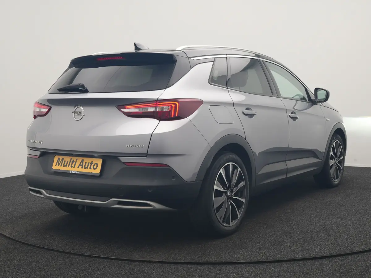 1.6 Turbo Ultimate PHEV 225pk Dealer O.H. | Trekhaak Afn. | Adaptive Cruise | 360 Camera | Lederen Sportstoelen Memory & Ventilatie | Keyless | BLIS | Stoelverwarming | Apple Carplay | Navig