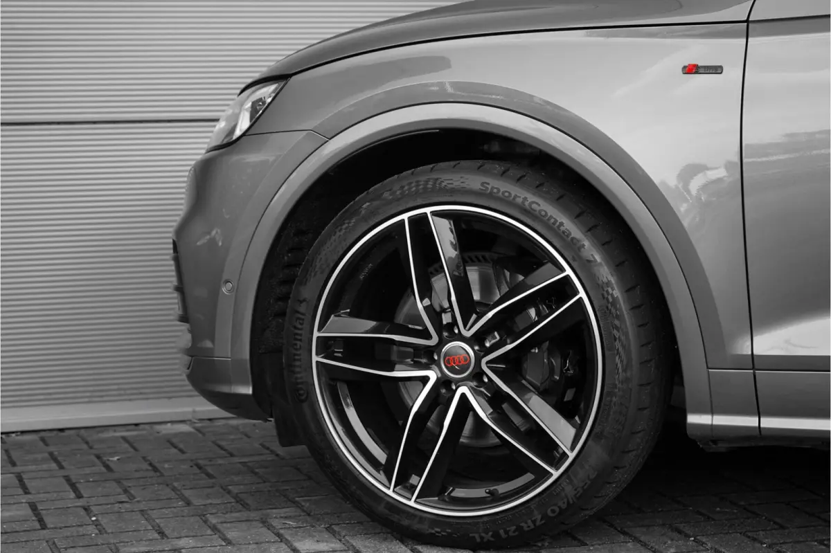 3.0 TFSI SQ5 Quattro Pro Line Plus Pano S-Zetels Luchtvering 21"