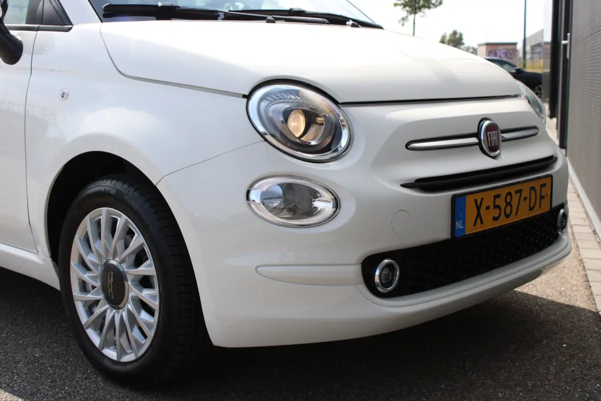1.0 Hybrid | Navi by app | Parkeersensoren | Lichtmetaal | NL auto | 23.750km | Airconditioning |