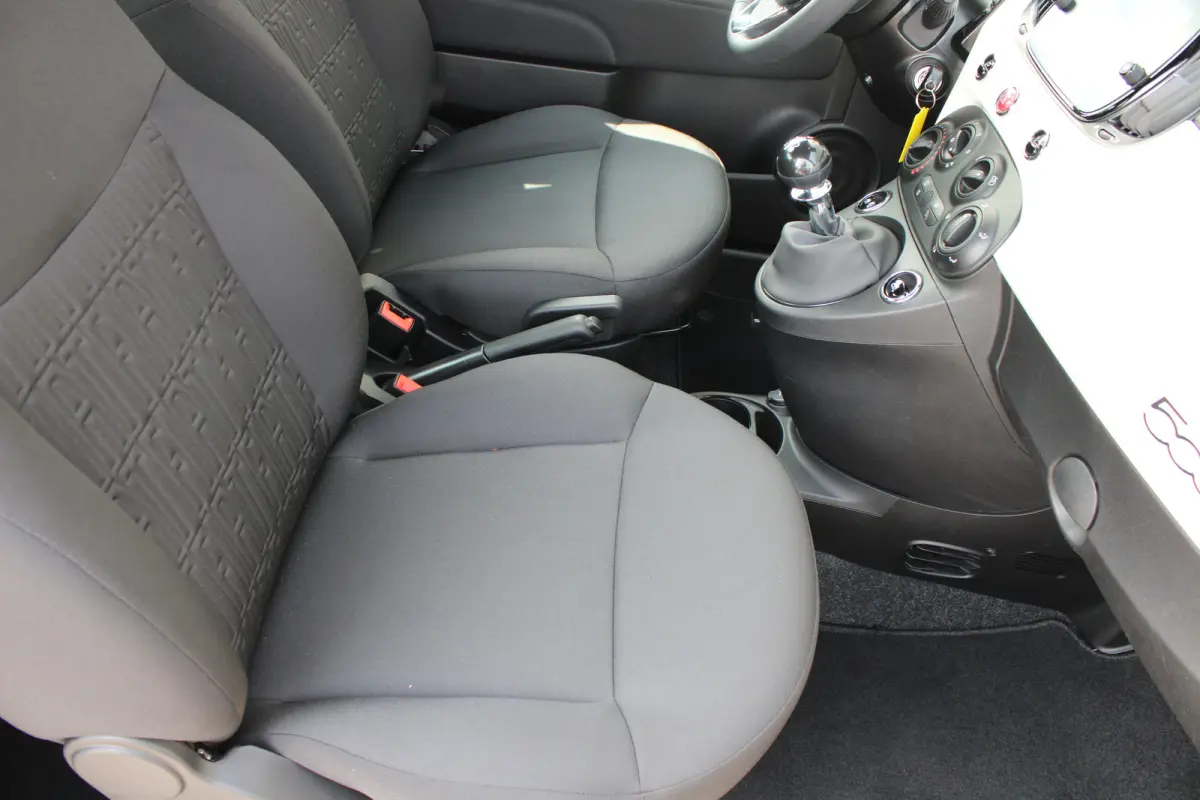 1.0 Hybrid | Navi by app | Parkeersensoren | Lichtmetaal | NL auto | 23.750km | Airconditioning |