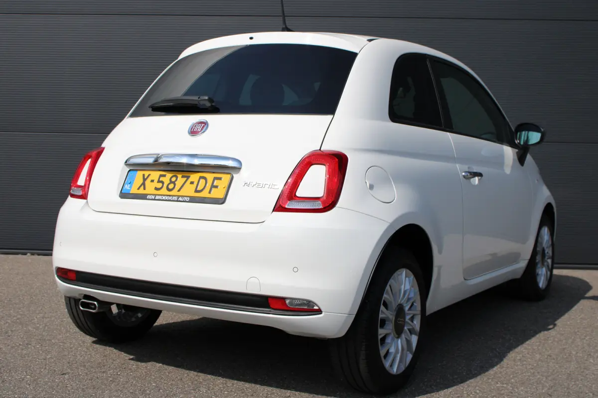 1.0 Hybrid | Navi by app | Parkeersensoren | Lichtmetaal | NL auto | 23.750km | Airconditioning |