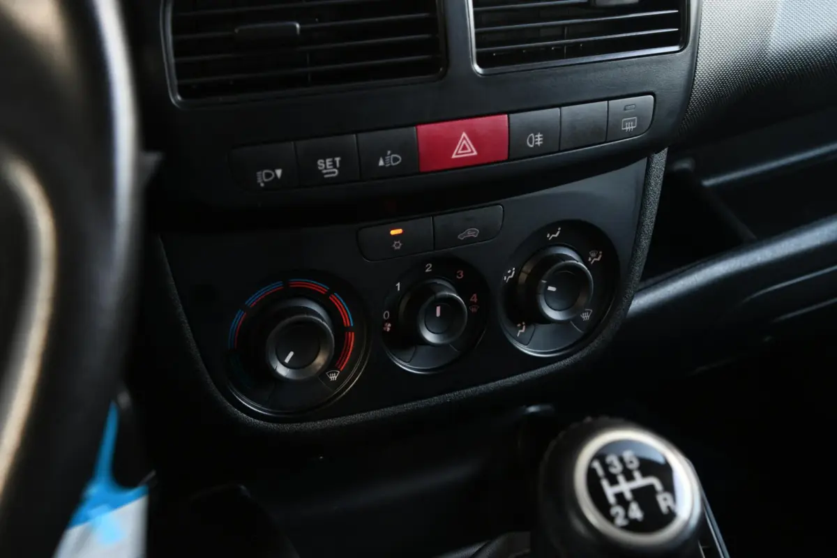 1.4 L1H1 ecoFLEX Selection | AIRCO | CRUISE | PDC