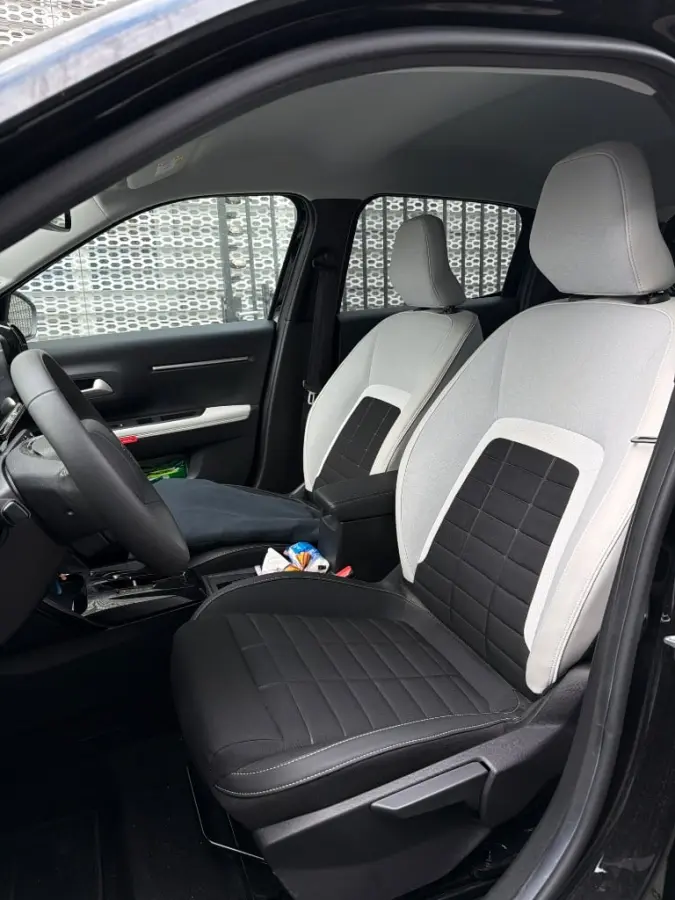 1.2 Hybrid 110pk Max l Camera l Apple Car Play / Android l Navigatie l Full LED l Lm-Velgen l Parkeersensoren l