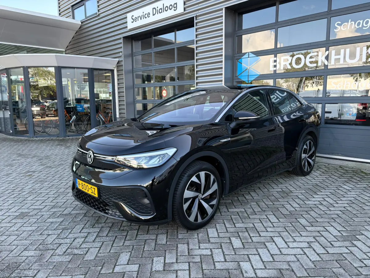 ID.5 Pro 77 kWh 175 pk | Wegklapbare Trekhaak | Apple Carplay | Cruise control adaptief |