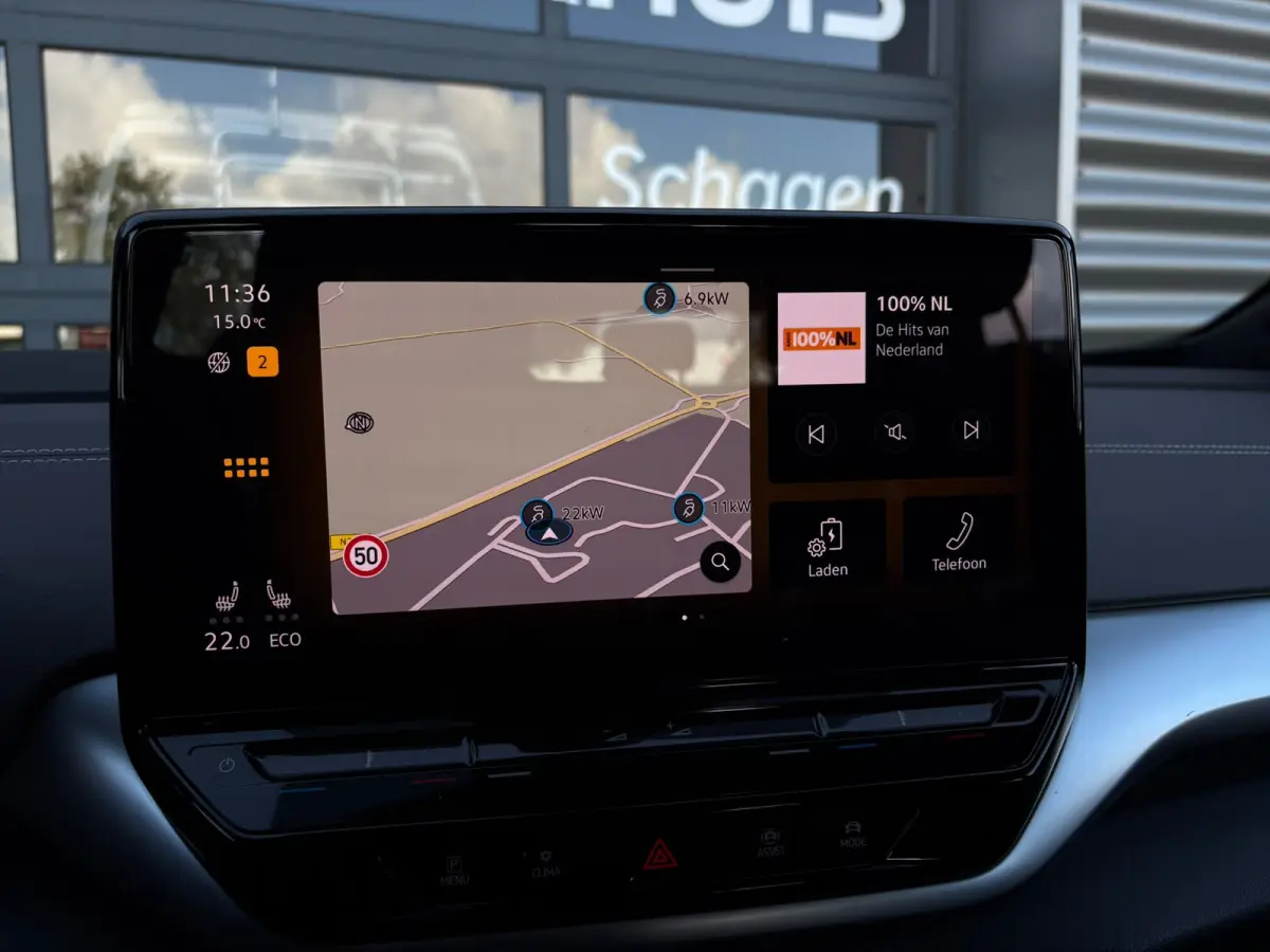 ID.5 Pro 77 kWh 175 pk | Wegklapbare Trekhaak | Apple Carplay | Cruise control adaptief |