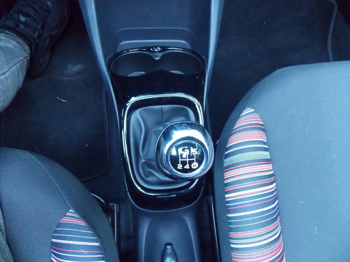 1.0 VTi Feel Camera Airco Elek Pakket 5Deurs 2020bj GARANTIE