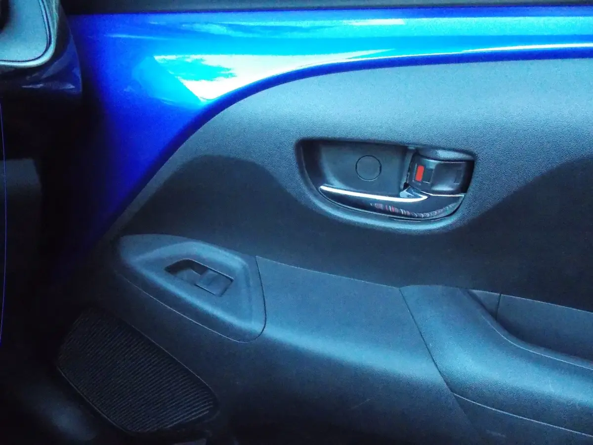 1.0 VTi Feel Camera Airco Elek Pakket 5Deurs 2020bj GARANTIE