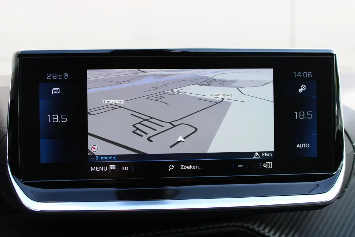 1.2 PureTech GT Pack | Navigatie | Camera | Panoramadak | Stoelverwarming | Full LED | Alcantara | 76.000km |