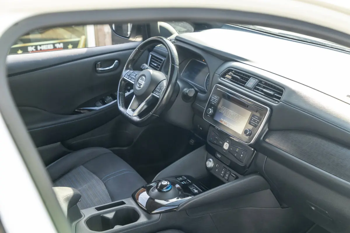 N-Connecta 40 kWh I 87% SOH I Dealeronderhouden I camera I