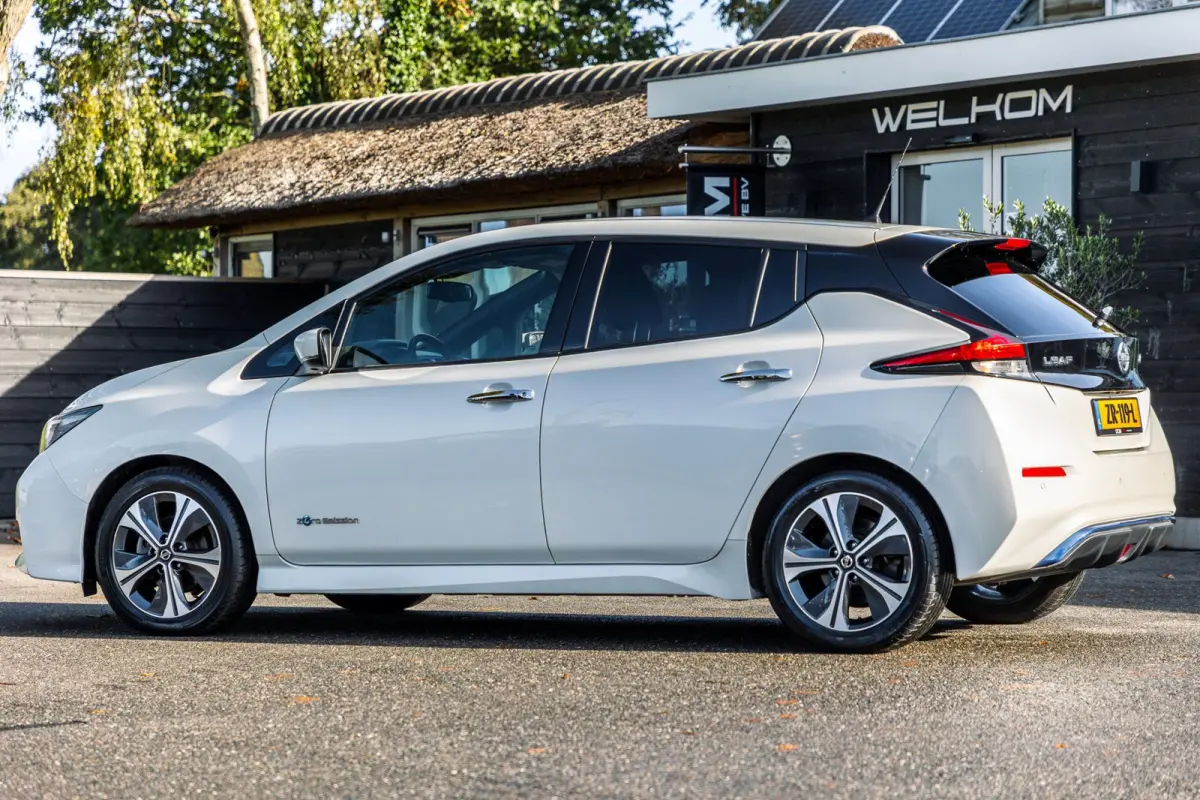 N-Connecta 40 kWh I 87% SOH I Dealeronderhouden I camera I