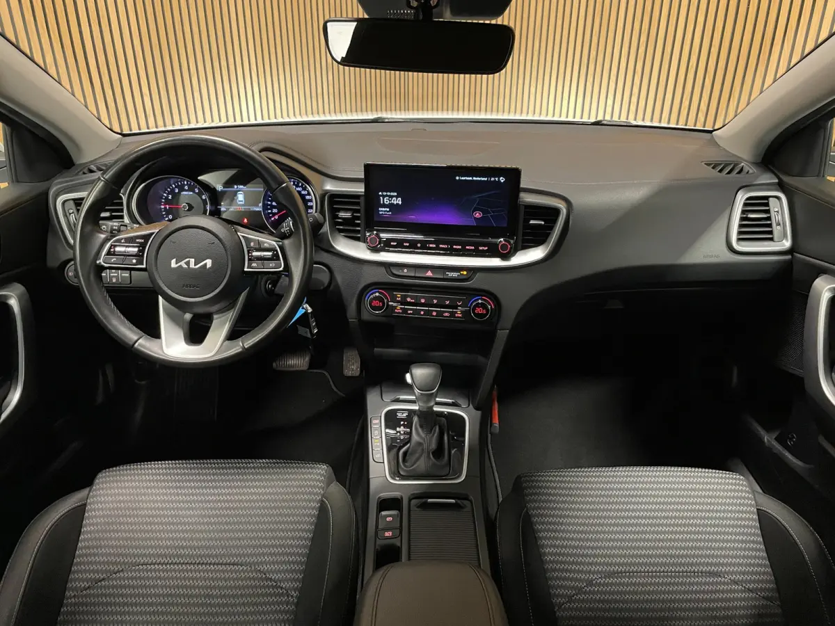 1.0 T-GDi MHEV DynamicLine|120PK|AUTOMAAT|CARPLAY|CAMERA|CRUISE+CLIMA|NAVI|LANE-ASS|PDC-A|NAP|NL-AUTO|IN.BTW|