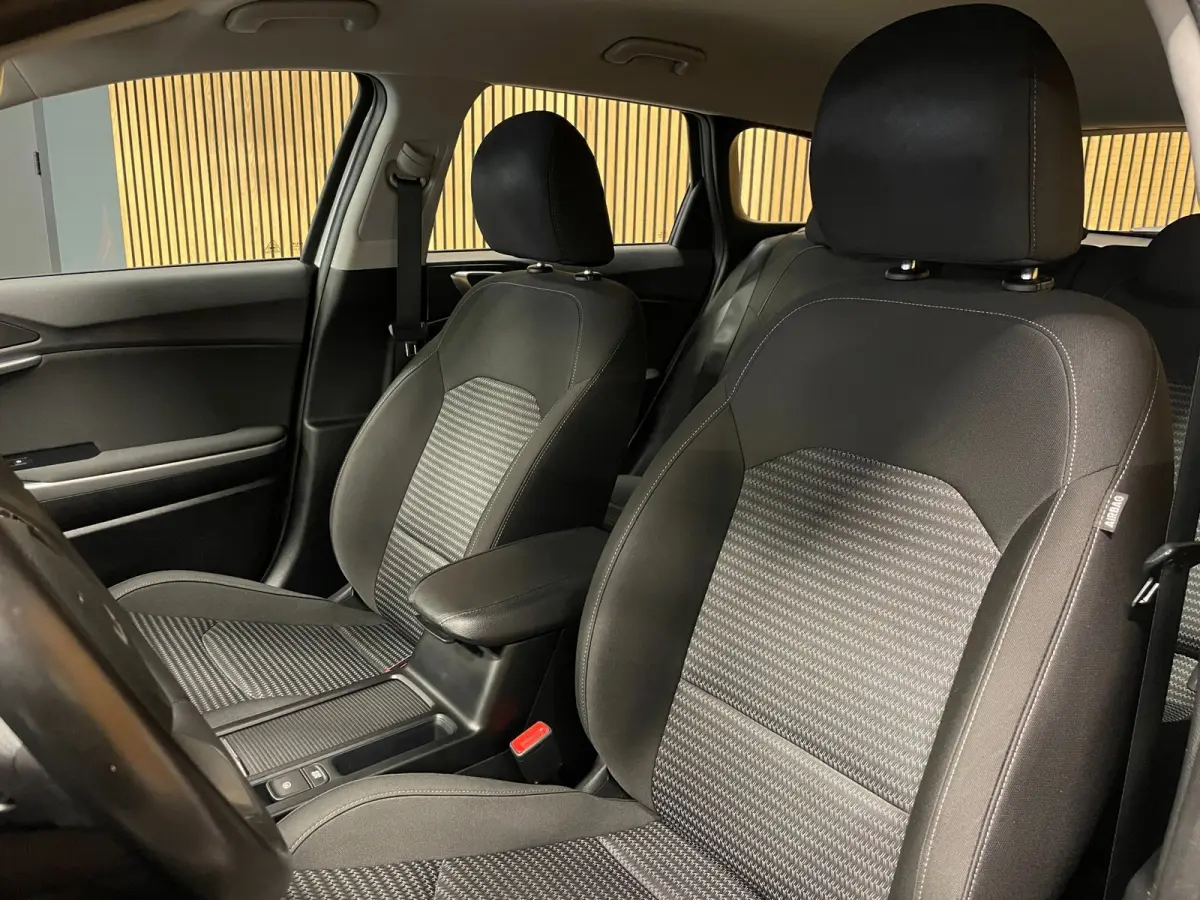 1.0 T-GDi MHEV DynamicLine|120PK|AUTOMAAT|CARPLAY|CAMERA|CRUISE+CLIMA|NAVI|LANE-ASS|PDC-A|NAP|NL-AUTO|IN.BTW|