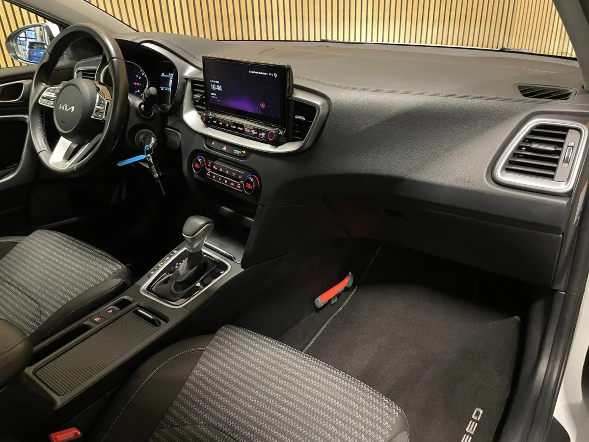 1.0 T-GDi MHEV DynamicLine|120PK|AUTOMAAT|CARPLAY|CAMERA|CRUISE+CLIMA|NAVI|LANE-ASS|PDC-A|NAP|NL-AUTO|IN.BTW|