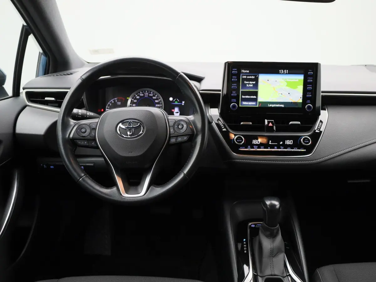 1.8 Hybrid Business | Automaat | Navigatie | DAB  | Camera | Apple CarPlay / Android auto | Climate control | Cruise control | Bluetooth | DAB | Trekhaak
