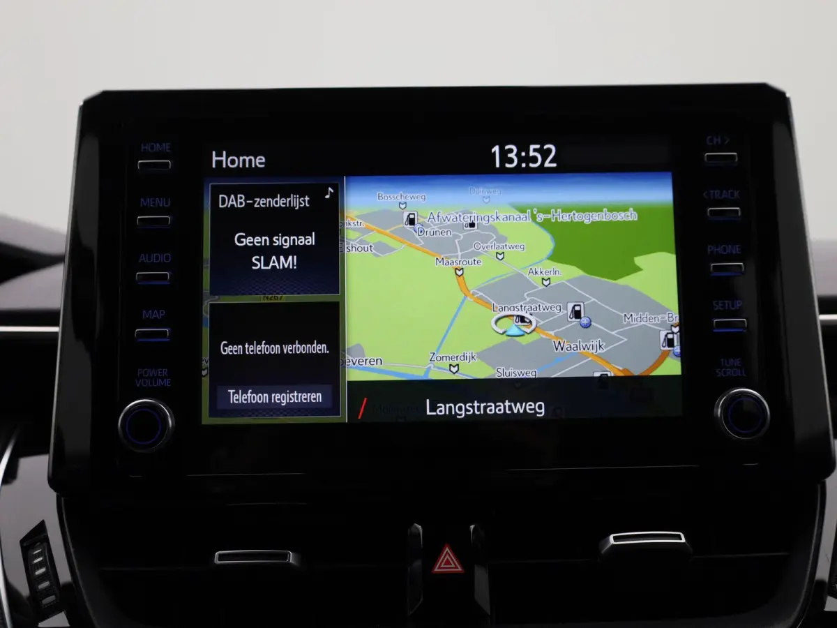 1.8 Hybrid Business | Automaat | Navigatie | DAB  | Camera | Apple CarPlay / Android auto | Climate control | Cruise control | Bluetooth | DAB | Trekhaak