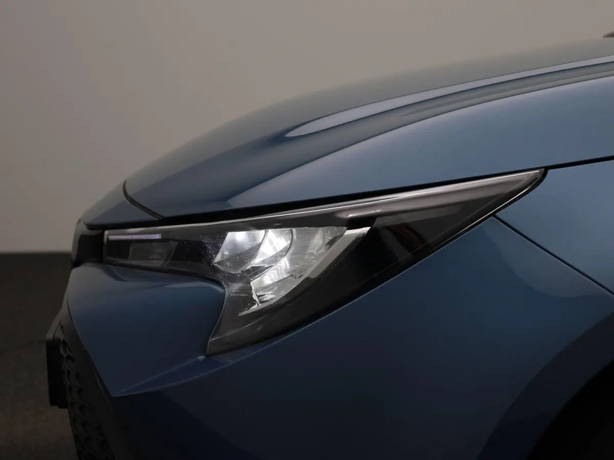 1.8 Hybrid Business | Automaat | Navigatie | DAB  | Camera | Apple CarPlay / Android auto | Climate control | Cruise control | Bluetooth | DAB | Trekhaak