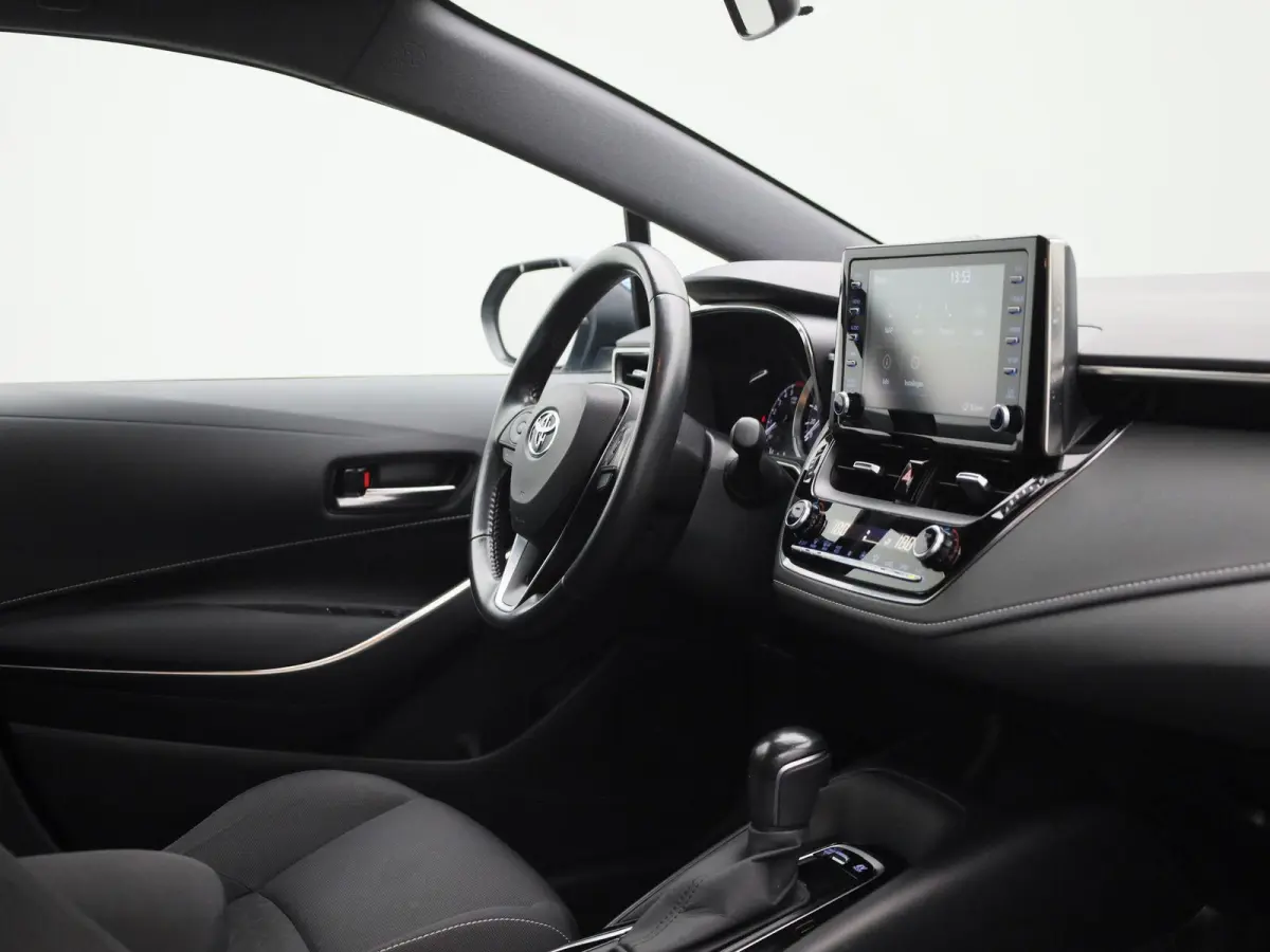 1.8 Hybrid Business | Automaat | Navigatie | DAB  | Camera | Apple CarPlay / Android auto | Climate control | Cruise control | Bluetooth | DAB | Trekhaak