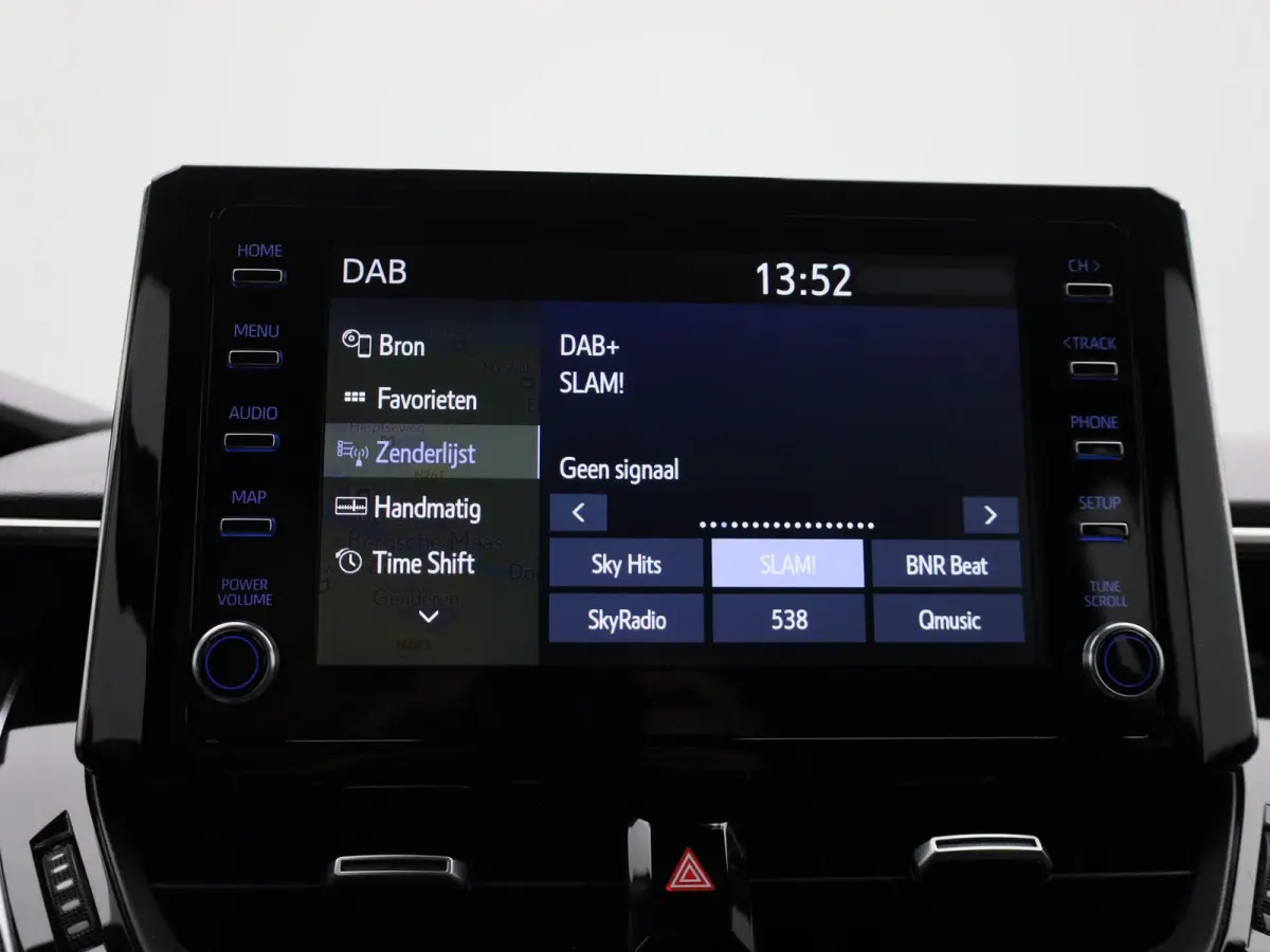 1.8 Hybrid Business | Automaat | Navigatie | DAB  | Camera | Apple CarPlay / Android auto | Climate control | Cruise control | Bluetooth | DAB | Trekhaak