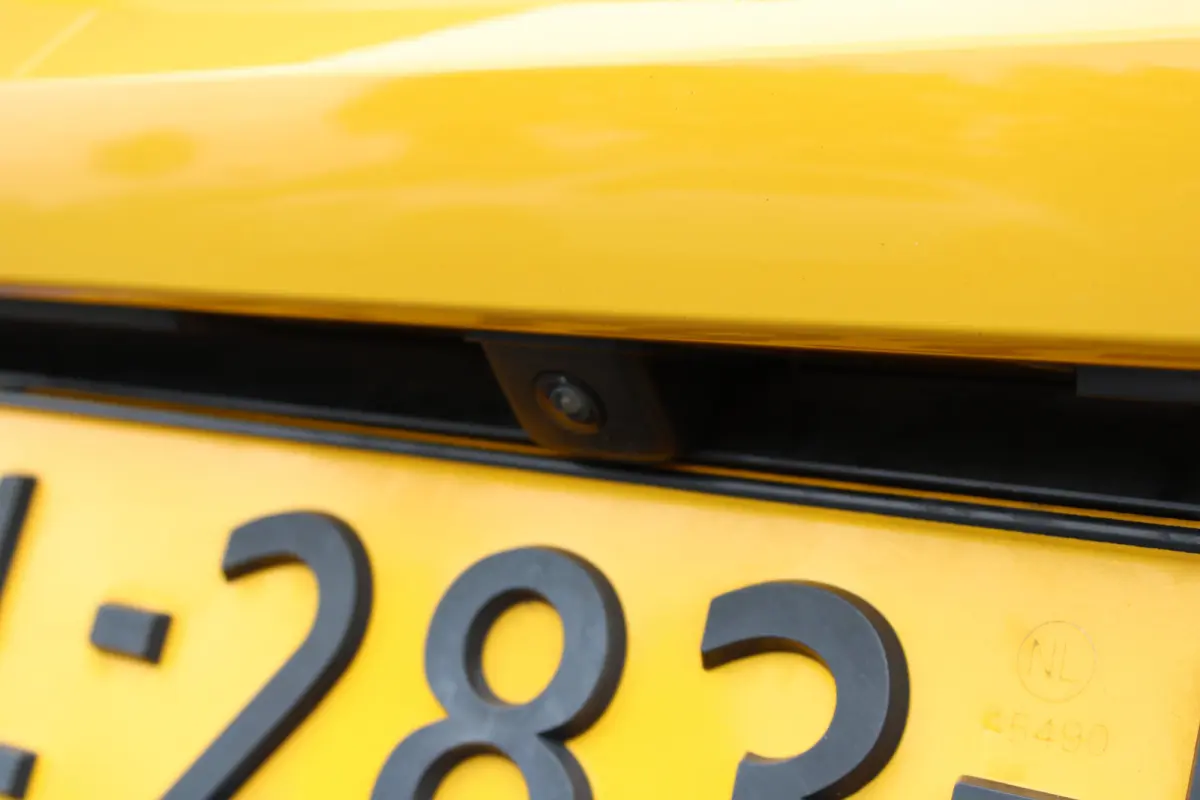 1.2 PureTech 130pk EAT8 GT Pack | Automaat | Navigatie | Camera | Alcantara | Stoelverwarming | Full LED | NL auto |