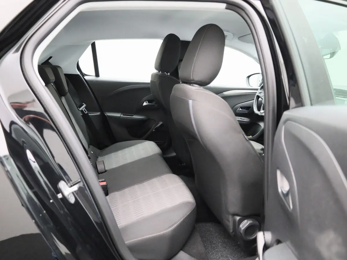 1.2 Edition | Automaat | Apple Carplay / Android Auto | Cruise Control | Airco | DAB | Lichtmetalen Velgen |