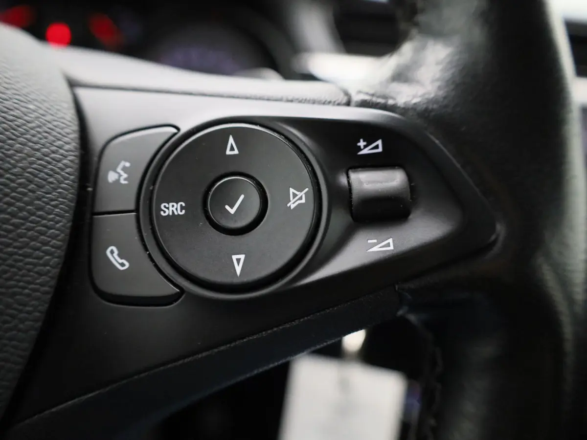 1.2 Edition | Automaat | Apple Carplay / Android Auto | Cruise Control | Airco | DAB | Lichtmetalen Velgen |