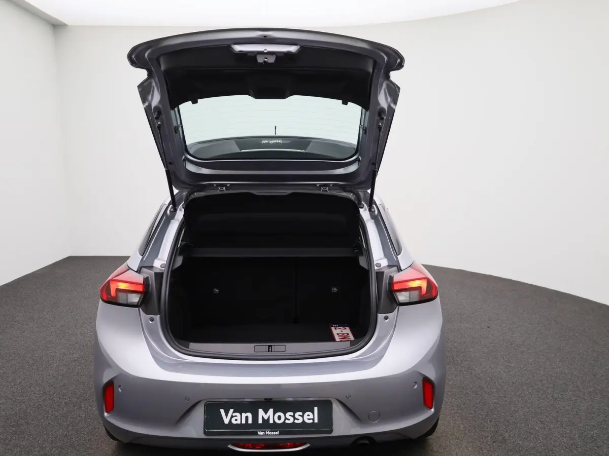 1.2 Edition | Apple Carplay / Android Auto | Navigatie | Camera | Cruise Control | Parkeersensoren | Airco | DAB | Lichtmetalen Velgen |