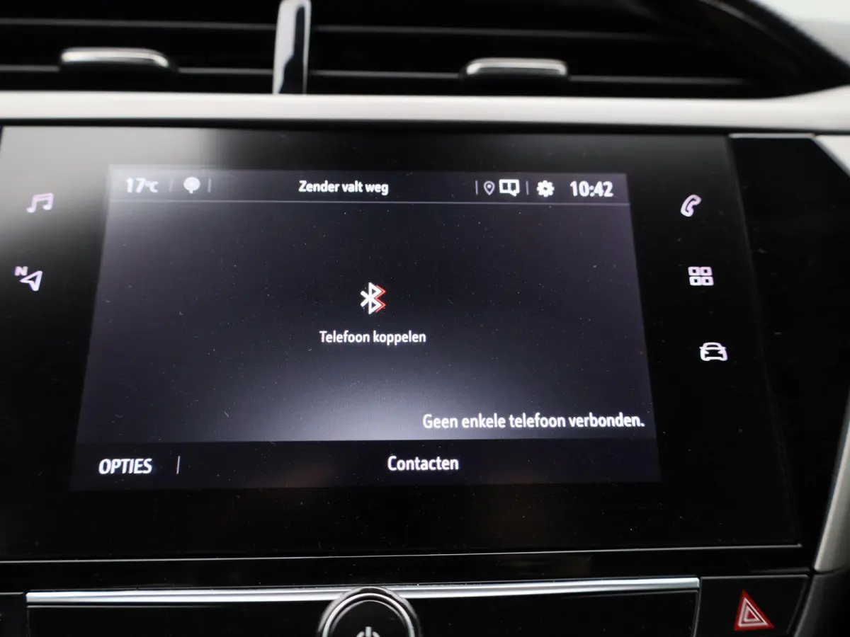 1.2 Edition | Apple Carplay / Android Auto | Navigatie | Camera | Cruise Control | Parkeersensoren | Airco | DAB | Lichtmetalen Velgen |