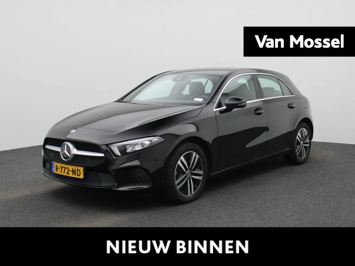 250 e Business Line | Automaat | Navigatie | Sfeer verlichting | Leder | Stoel verwarming | Camera | Cruise Control  | Parkeersensoren | Climate Control | LMV |