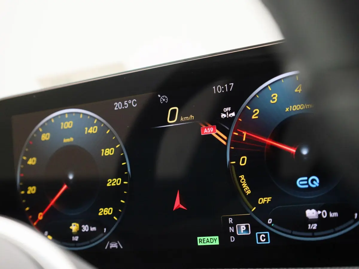 250 e Business Line | Automaat | Navigatie | Sfeer verlichting | Leder | Stoel verwarming | Camera | Cruise Control  | Parkeersensoren | Climate Control | LMV |