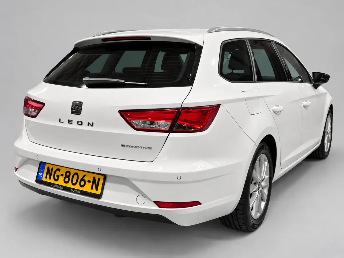 1.0 EcoTSI Style Business Intense - Automaat - Clima - Cruise - Stoelverw - Navigatie - Full Link
