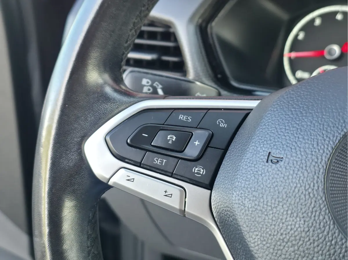 1.0 TSI Life
