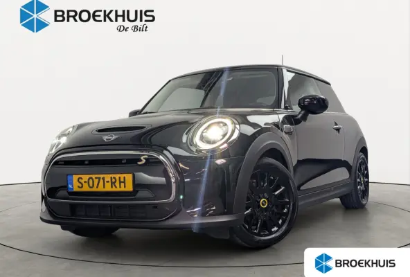 Yours 33 kWh | NL-AUTO! | 1E EIGENAAR! | SOH 98%! | PANODAK | CAMERA | STOELVERWARMING | CRUISE | LED | PARK SENS V+A | NAVI | CLIMA