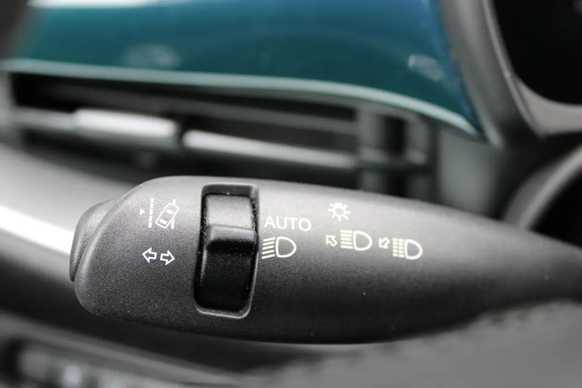 Icon 42 kWh | Fase 3 laden | Navigatie | All season | NL auto | 15.000km | Lichtmetaal | BTW |