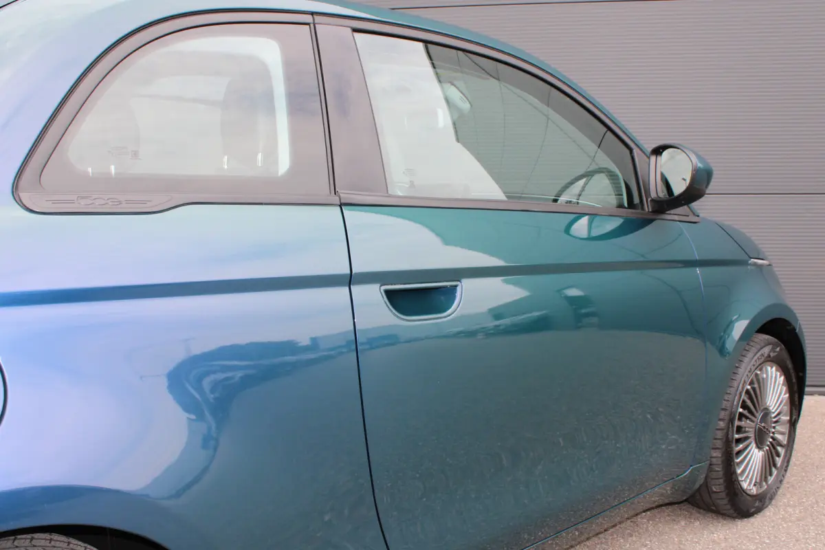 Icon 42 kWh | Fase 3 laden | Navigatie | All season | NL auto | 15.000km | Lichtmetaal | BTW |