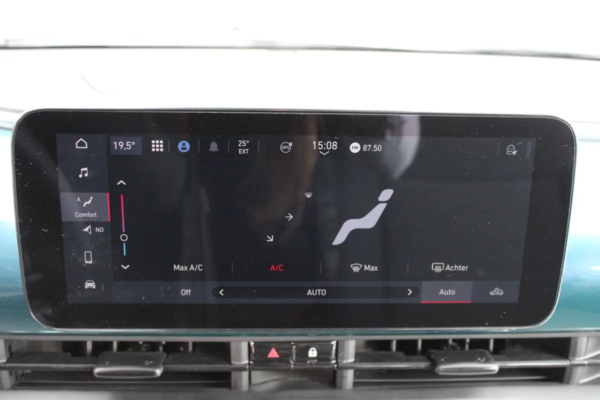 Icon 42 kWh | Fase 3 laden | Navigatie | All season | NL auto | 15.000km | Lichtmetaal | BTW |