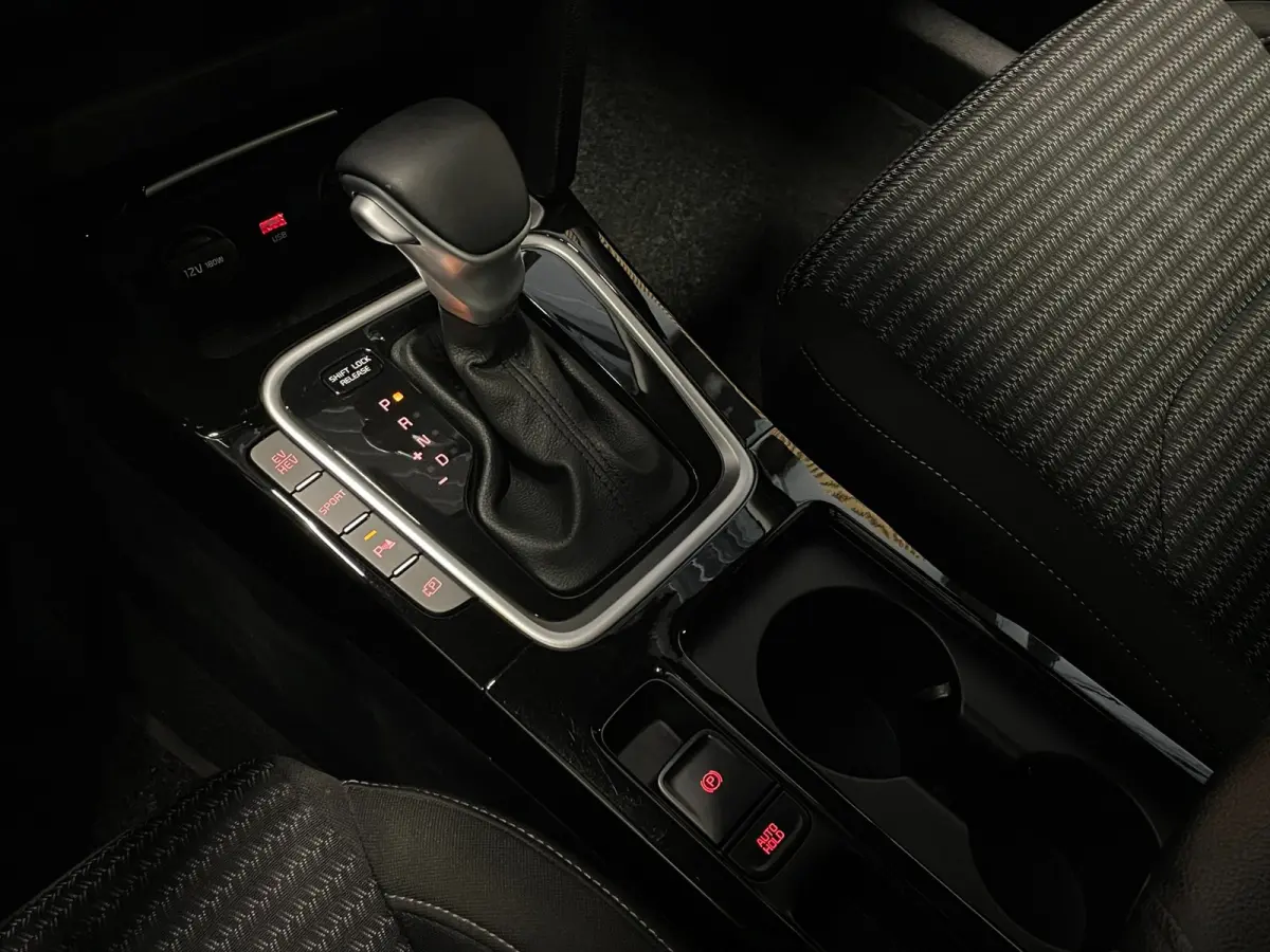 1.6 GDI PHEV DynamicLine|ANDROID AUTO|APPLE CARPLAY|LANE-ASSIST|CAMERA|CRUISE+CLIMATE|INCL. BTW|1e EIGENAAR|