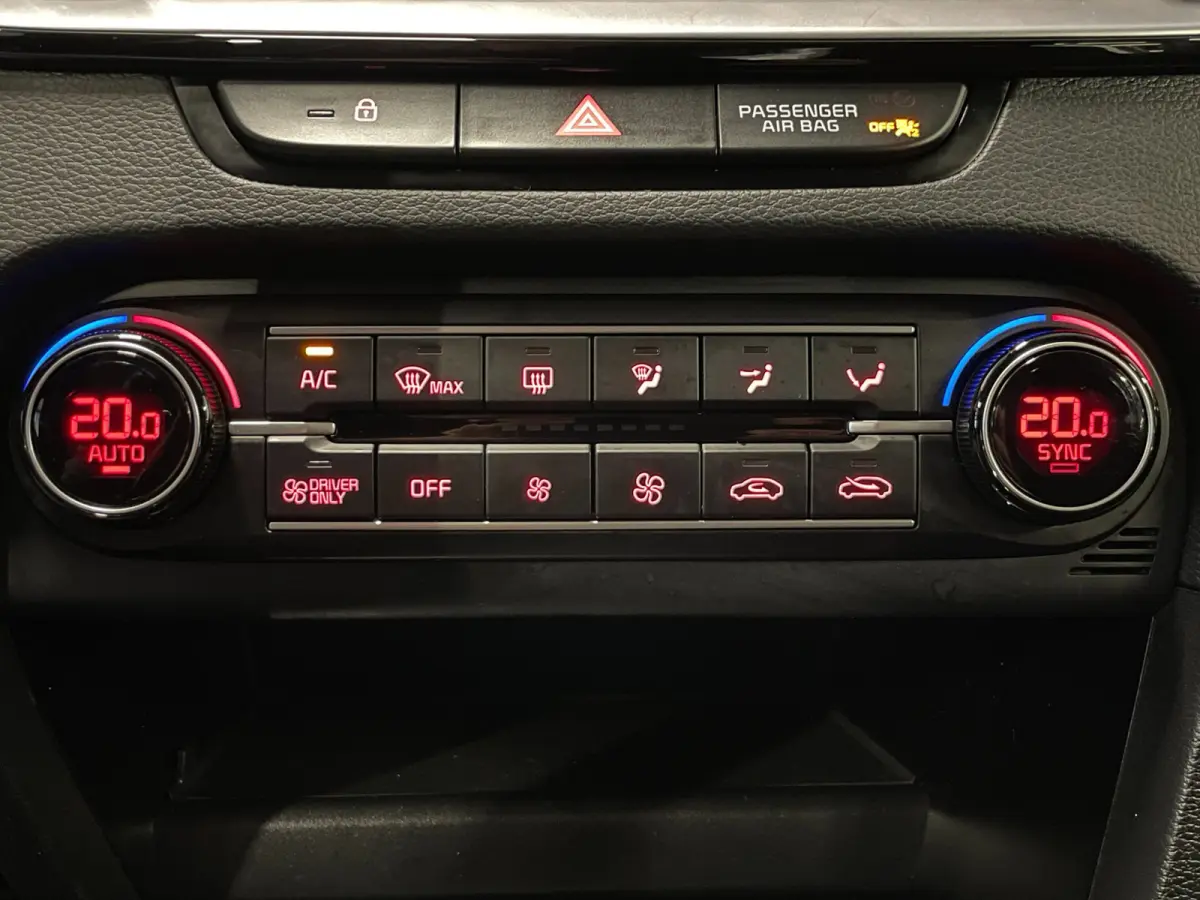 1.6 GDI PHEV DynamicLine|ANDROID AUTO|APPLE CARPLAY|LANE-ASSIST|CAMERA|CRUISE+CLIMATE|INCL. BTW|1e EIGENAAR|