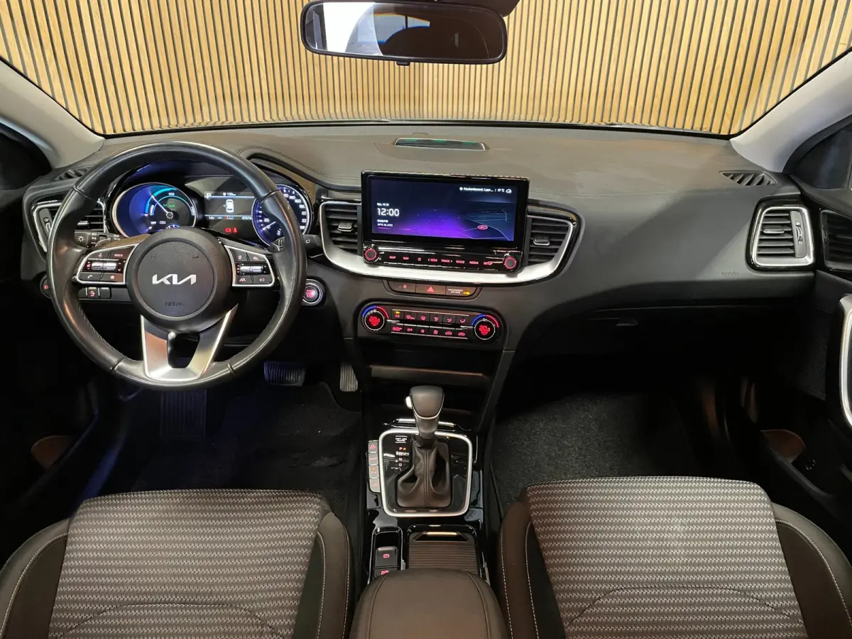 1.6 GDI PHEV DynamicLine|ANDROID AUTO|APPLE CARPLAY|LANE-ASSIST|CAMERA|CRUISE+CLIMATE|INCL. BTW|1e EIGENAAR|