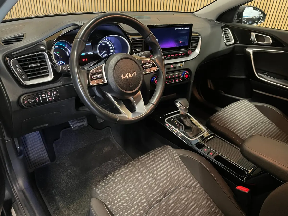 1.6 GDI PHEV DynamicLine|ANDROID AUTO|APPLE CARPLAY|LANE-ASSIST|CAMERA|CRUISE+CLIMATE|INCL. BTW|1e EIGENAAR|