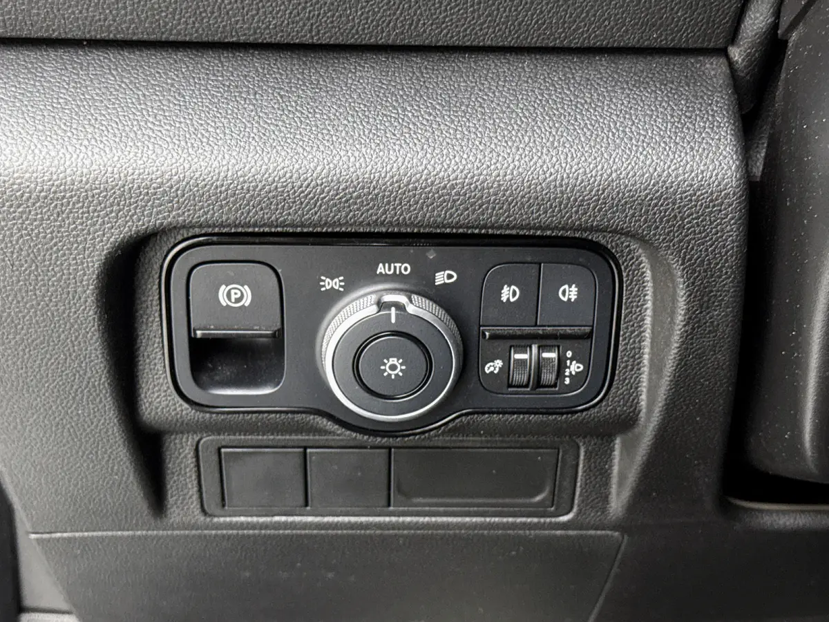 110 CDI L1 Pro Automaat Carplay Cruise control Trekhaak Inrichting