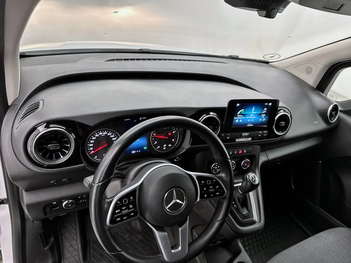 110 CDI L1 Pro Automaat Carplay Cruise control Trekhaak Inrichting