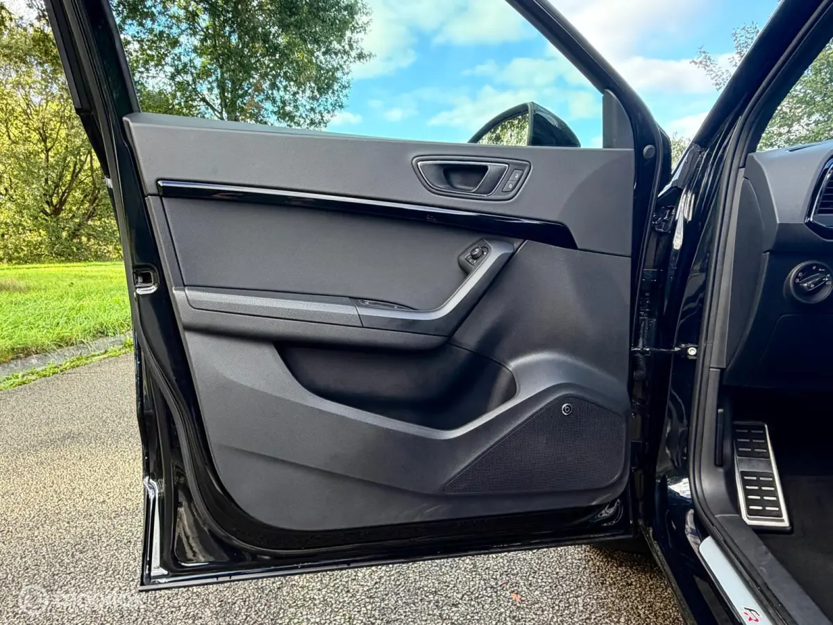 1.5 TSI FR Business Intense Black
