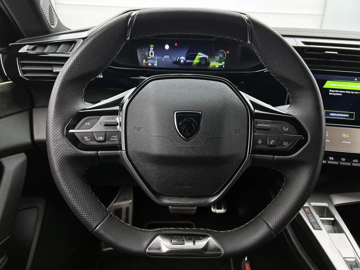 GT Hybrid 145pk Automaat | Navigatie | 360° Camera | Matrix LED koplampen | Sportstoelen stof/kunstleder/alcantara | Handsfree Achterklep | Adaptieve Cruise Control | Draadloze Apple Carpla